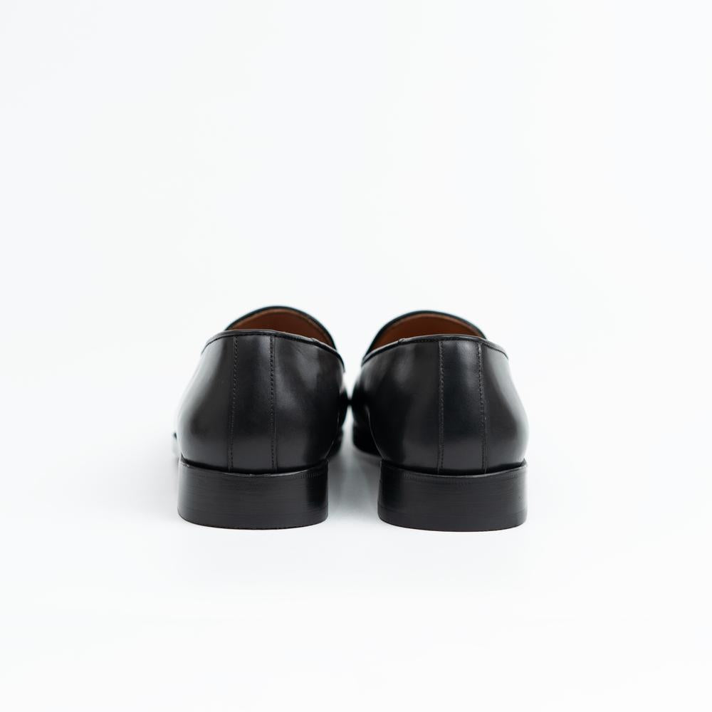 Apron Loafer - slip on casual
